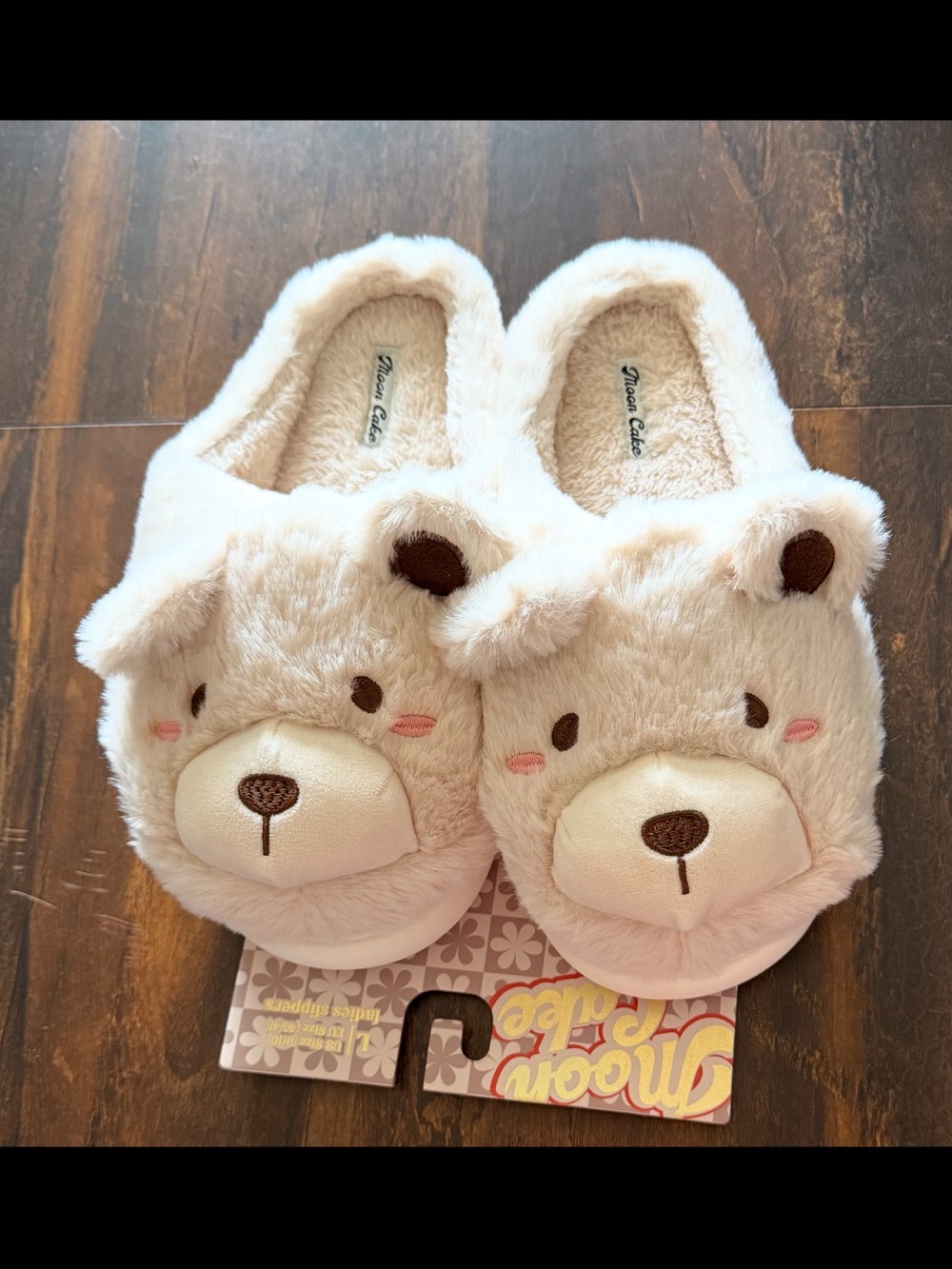 Cute Bear Plush Slippers in Light Beige
